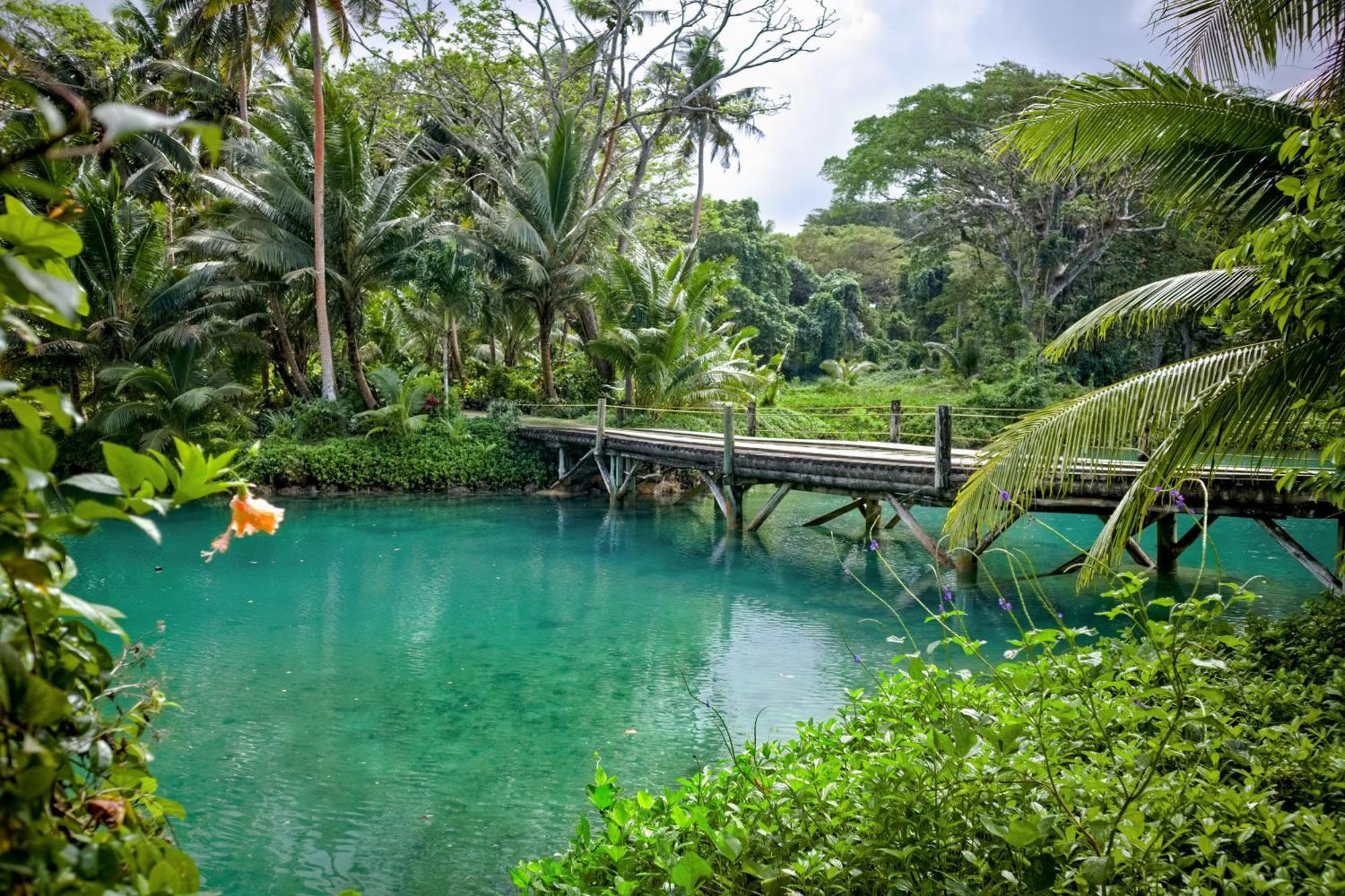 Savasi Island Resort Savusavu Exterior photo