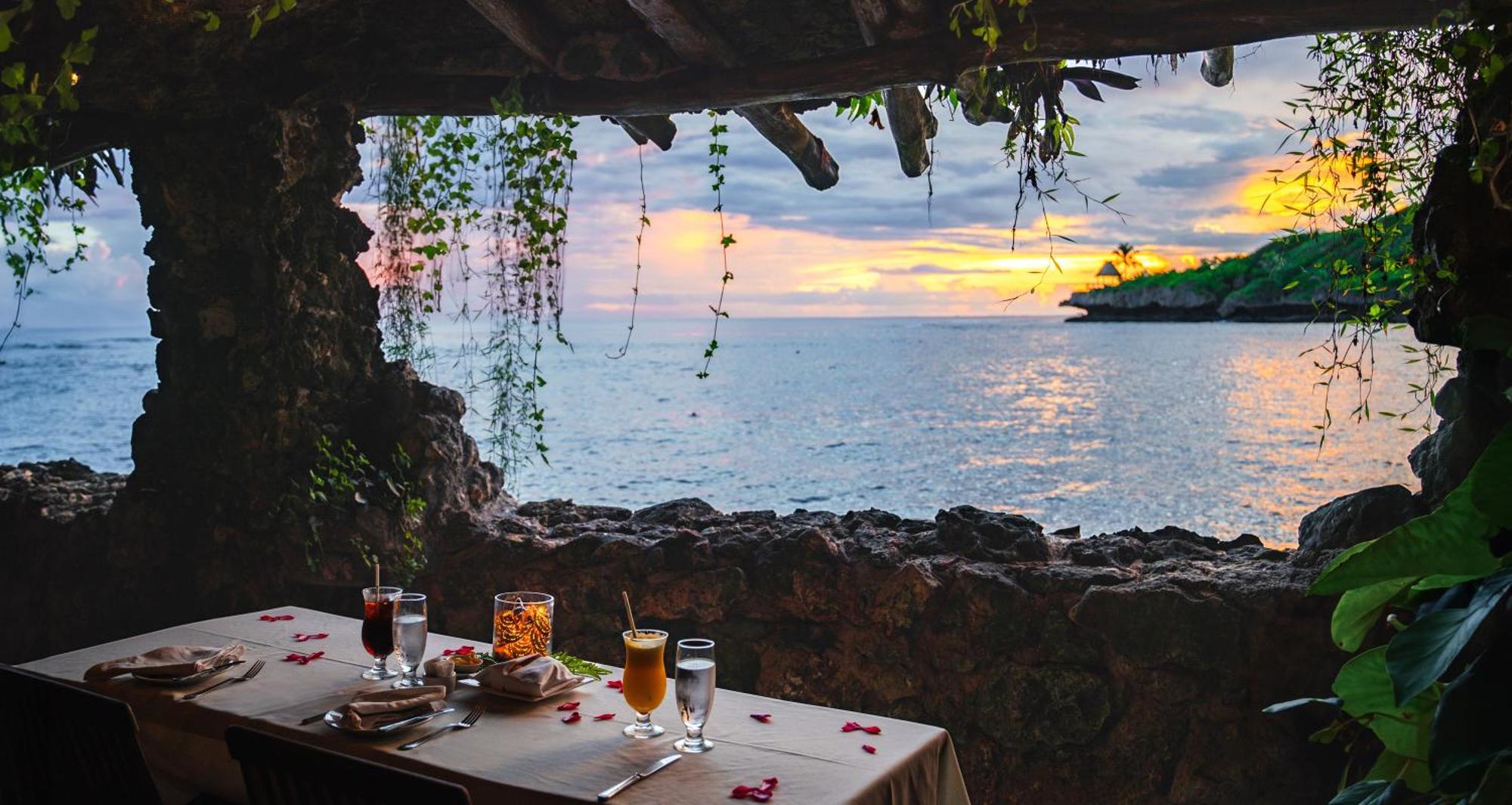 Savasi Island Resort Savusavu Exterior photo